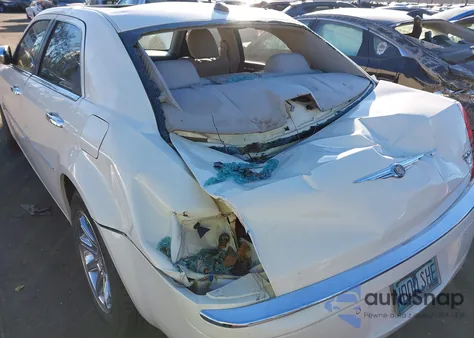 2006 Chrysler 300C from USA, damaged, VIN 2C3LA63H86H171344